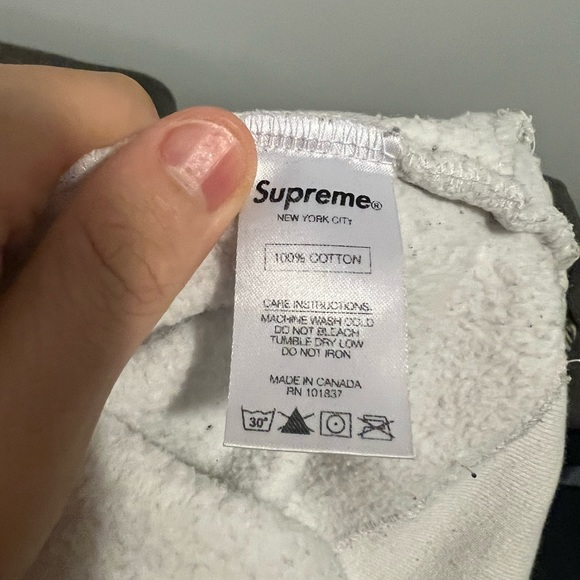 Supreme white Hoodie with front logo - Picture 5 of 6